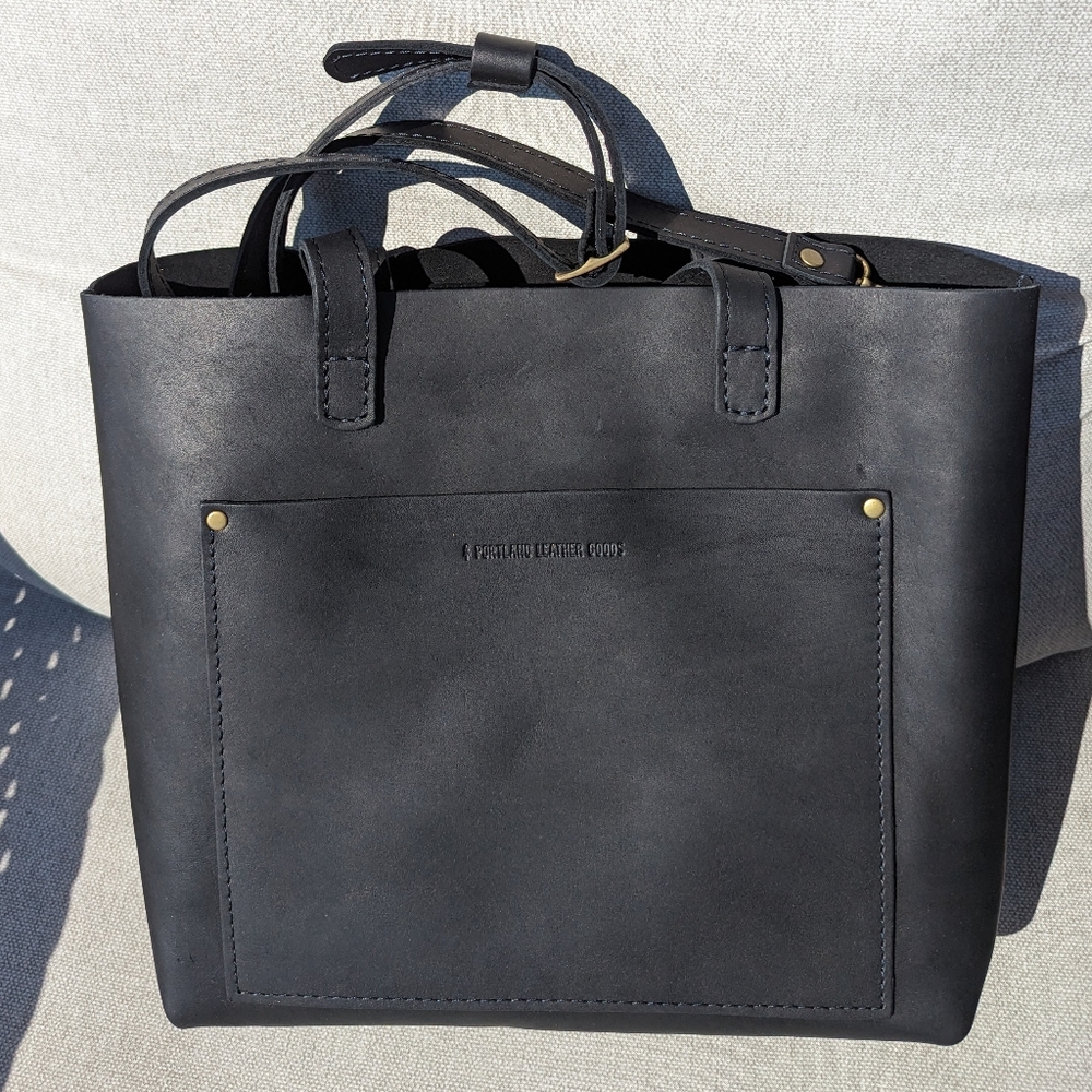 Portland Leather medium crossbody in black
